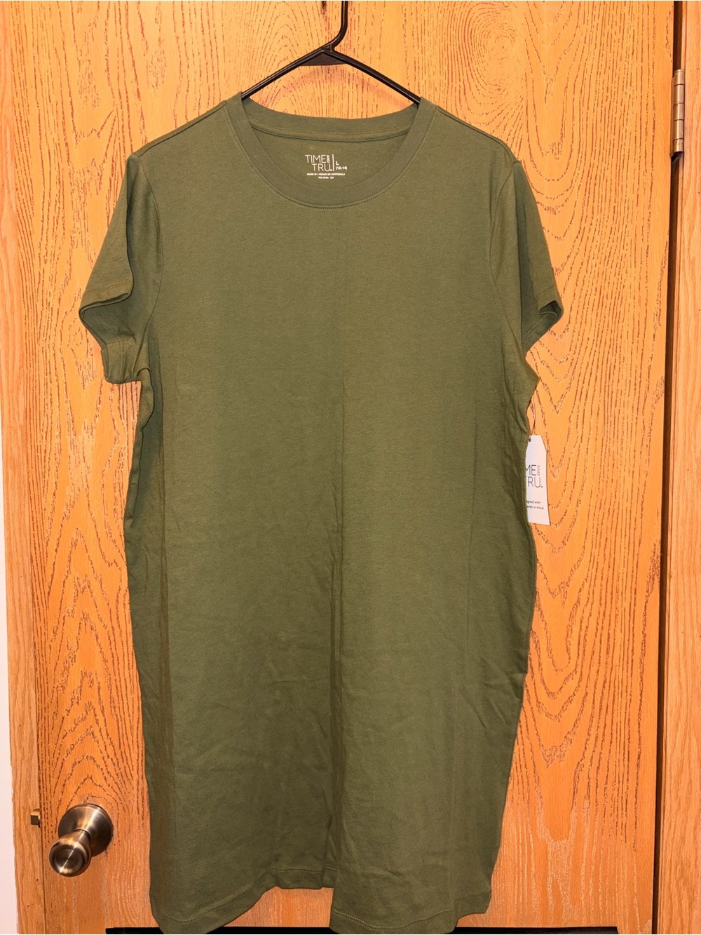 Time and Tru Men’s Olive Green Crewneck T-Shirt dress